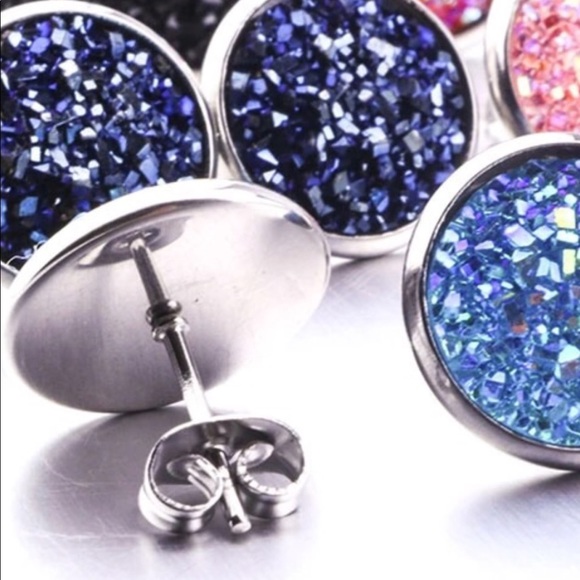 HOST PICK!!!!!!! 🎉🎉 Druzy Studs NWT Boutique - Picture 4 of 4